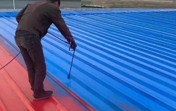 揭秘！為何隨處可見的彩鋼瓦突然遭拆？不拆后果嚴重！
